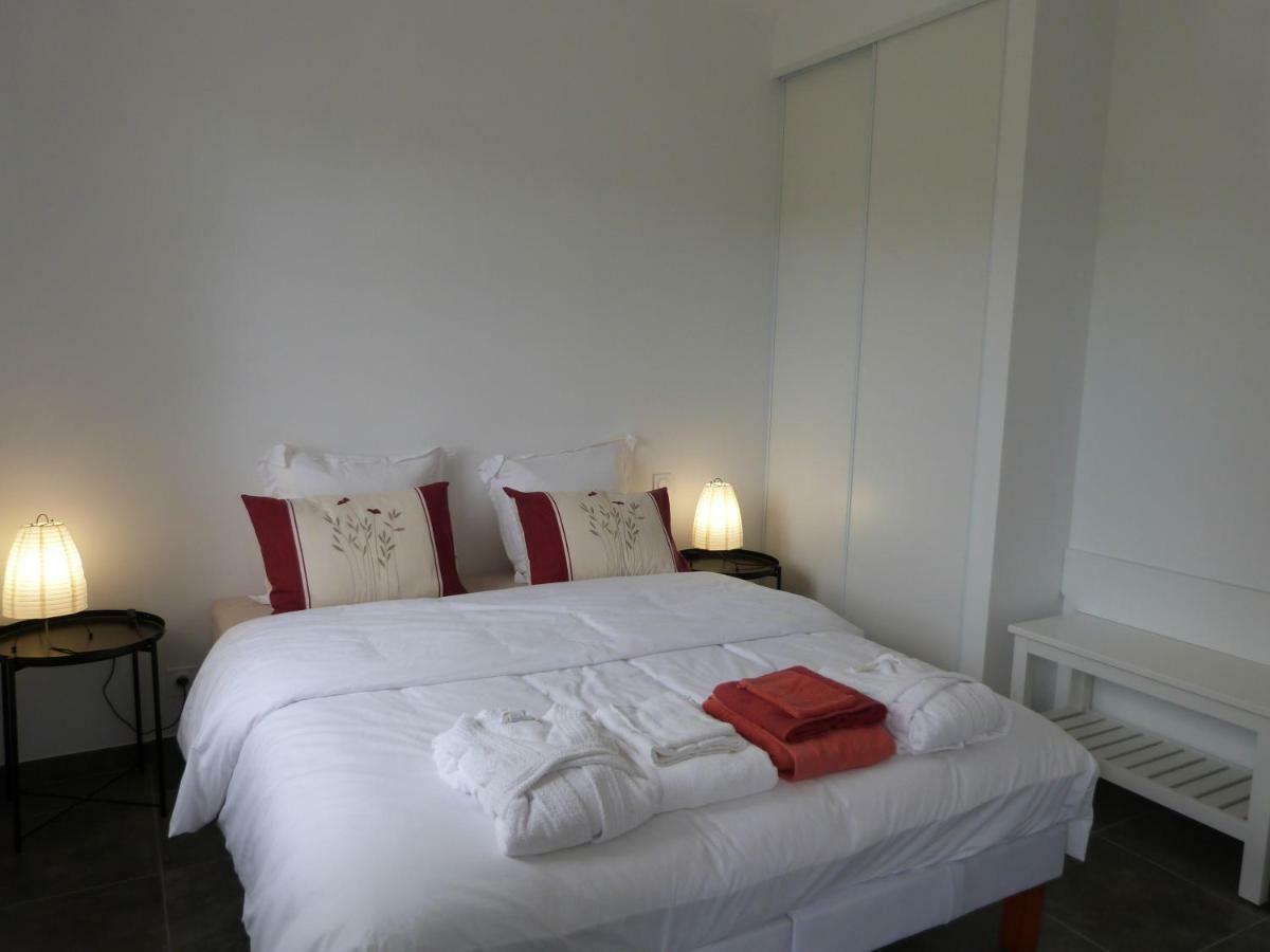Des Figuiers Holiday home *